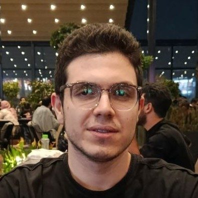 امیرعلی اکبری